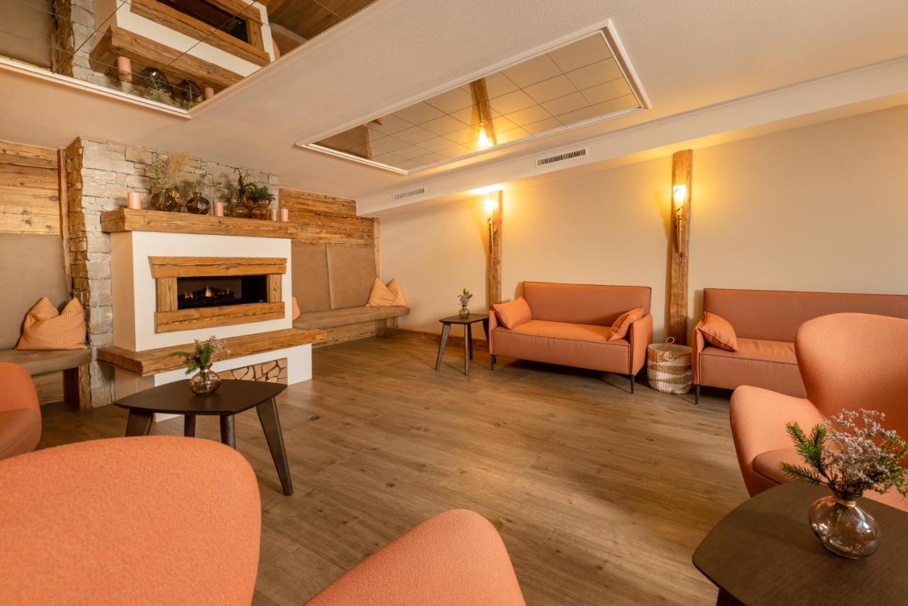 Aktiv & Vitalhotel Bergcristall Neustift im Stubaital Bagian luar foto